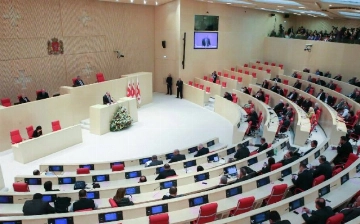 Парламент Грузии одобрил законопроект об иноагентах: президент страны хочет наложить на него вето