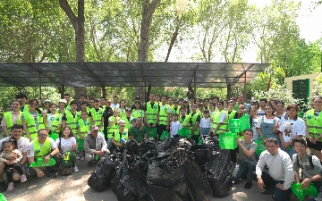 В Ташкенте прошла акция «Мы за чистый Ботанический сад!»