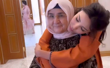 Диора Усманова опубликовала редкое видео с бабушкой
