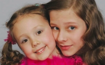 Лиза Арзамасова опубликовала архивные фото с Пуговкой из «Папиных дочек»