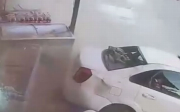 В Намангане школьник за рулем Lacetti сбил двух студентов: один из них скончался