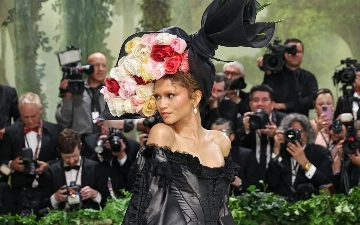 Лучшие образы звезд на Met Gala 2024