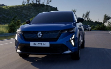 Renault презентовал гибридный Rafale E-Tech 4x4