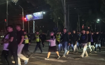 В Бишкеке около тысячи человек вышли на улицы из-за драки с иностранцами