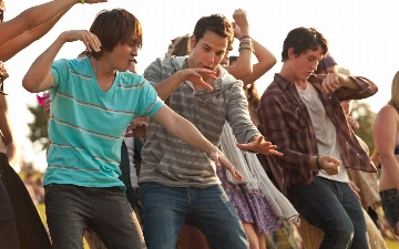 Теперь можно стать чемпионом игры «Камень, ножницы, бумага»