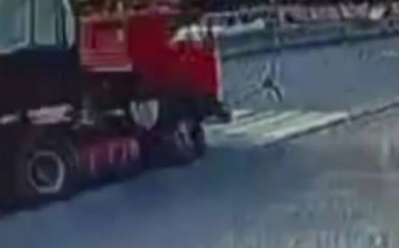 В Кашкадарье водитель грузовика сбил насмерть второклассника 