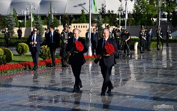 Мирзиёев и Путин посетили «Парк Победы»