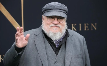 Автор «Игры престолов» Джордж Мартин рассказал о новом сериале «Рыцарь Семи Королевств»