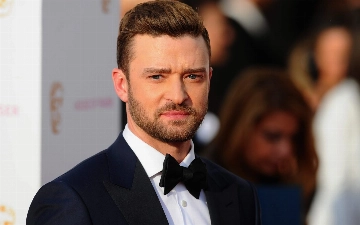 Джастин Тимберлейк прервал концерт, чтобы помочь фанату