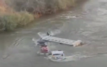 Под Ташкентом самосвал Howo упал в реку Чирчик, есть погибший