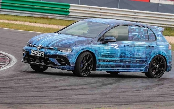 Volkswagen рассекретил «злой» Golf R на 333 лошадки