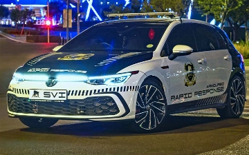 В ЮАР создали пуленепробиваемый Volkswagen Golf GTI