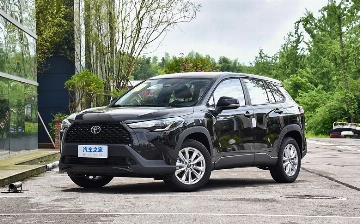 Toyota презентовала обновленный кроссовер Corolla Cross