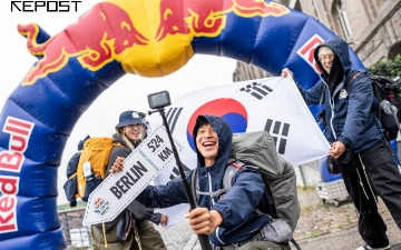 Путешественники из Узбекистана пересекли Европу без денег и мобильной связи