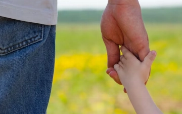 За последние три года свыше 2 тысяч узбекистанцев лишили родительских прав