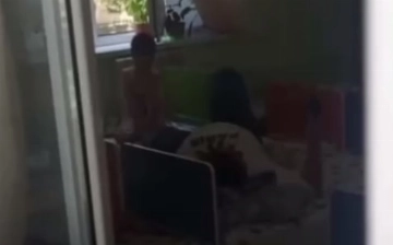 В Сырдарье воспитательница заставляла ребенка массировать ей ноги