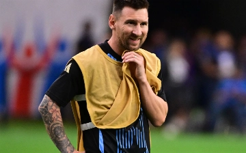 Аргентинский чиновник попросил Месси извиниться перед французами: его уволили через несколько дней