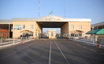 Выяснилось, когда на таможенных постах Узбекистана внедрят систему коридоров для автотранспорта