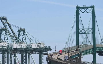 Китай решил повысить пошлины на американские товары до 125%