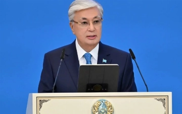 В Казахстане никто не вправе навязывать людям, на каком языке говорить — Токаев