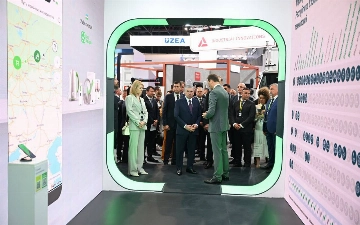На «Иннопроме» президенту Узбекистана представили работу цифровой маркировки в разных странах