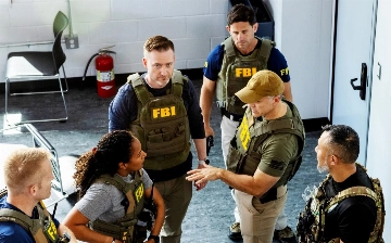 Reuters: ФБР усилит контроль над мигрантами 