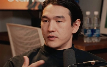 Комика Нурлана Сабурова задержали в московском аэропорту: ему грозит выдворение