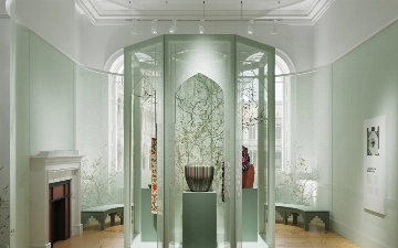 Узбекский дизайн дебютирует на биеннале в Лондоне