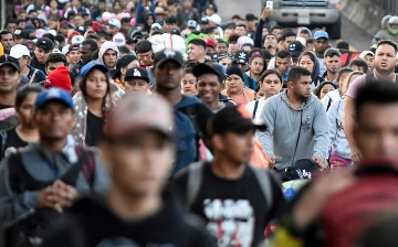 В США поручили увеличить число задержаний мигрантов