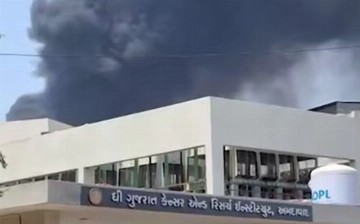 В Индии разбился пассажирский самолет