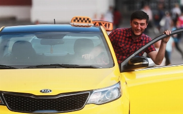 В России предложили ввести штрафы для таксистов-мигрантов