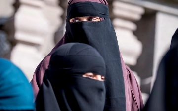 В Казахстане запретили носить закрывающую лицо одежду