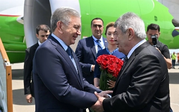 Как Шавката Мирзиёева встретили в Баку