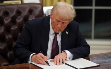 Politico: Трамп одобрит санкции против России, если получит право отменять их