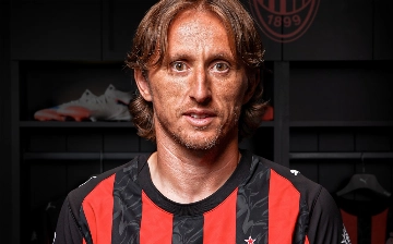 «Милан» официально объявил о переходе Луки Модрича