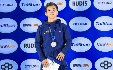 Борец Абдумалик Жалолдинов стал серебряным призером ЧМ U-17