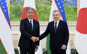 Шавкат Мирзиёев встретился с министром иностранных дел Японии