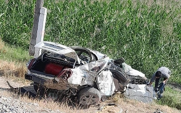 В Намангане поезд наехал на автомобиль Gentra, погибли шесть человек