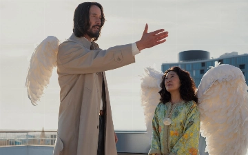 Киану Ривз в образе архангела появился на знаковых достопримечательностях США