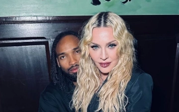 Мадонна готовится к третьему браку: 67-летняя певица выходит замуж за 29-летнего бойфренда