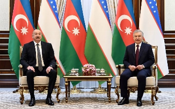 Мирзиёев встретился с Алиевым, Жапаровым и Рахмоном