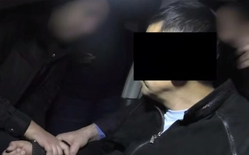 В Ташкенте главного юрисконсульта районного хокимията поймали на крупной взятке
