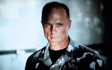 Кто из знаменитостей родился 28 ноября