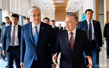 Токаев заявил, что Мирзиёев находится в хорошей форме и тренируется в зале