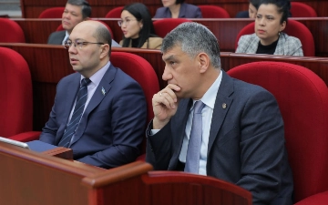 Алишер Кадыров заявил, что ребенок должен воспитываться в детсаду и получать начальное образование на родном языке