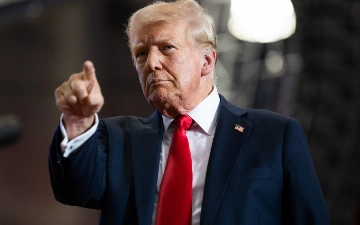 Трамп заявил, что Куба «висит на волоске и близка к краху»