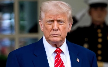 Трамп подписал указ о пошлинах для торгующих с Ираном стран