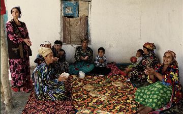 На малообеспеченные семьи в Узбекистане выделят сотни миллиардов сумов