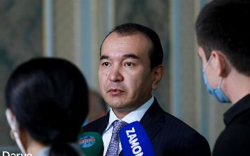 Министр культуры посоветовал вкладывать деньги в образование детей, а не в роскошные свадьбы