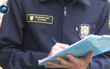 Житель Сурхандарьи накинулся на сотрудника БПИ с ножом и избил его